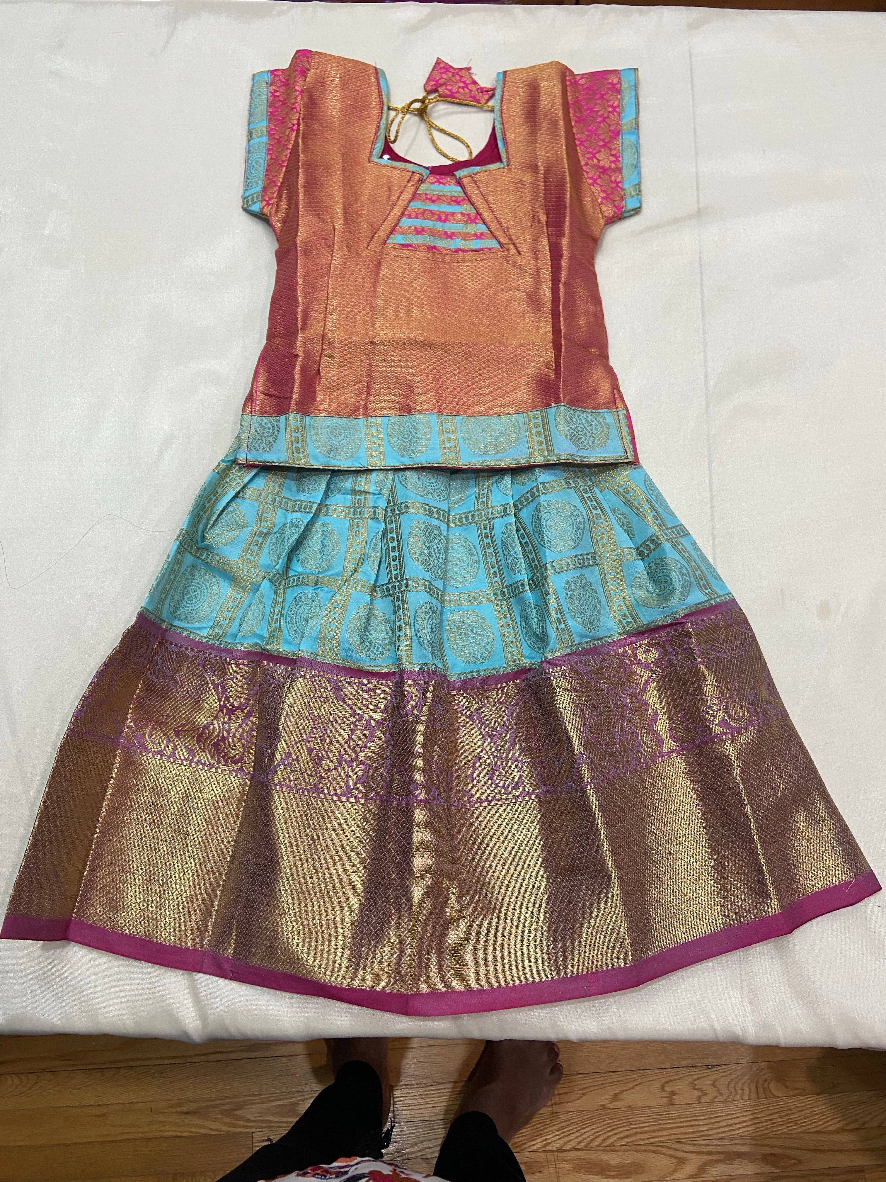 Traditional pattu pavadai