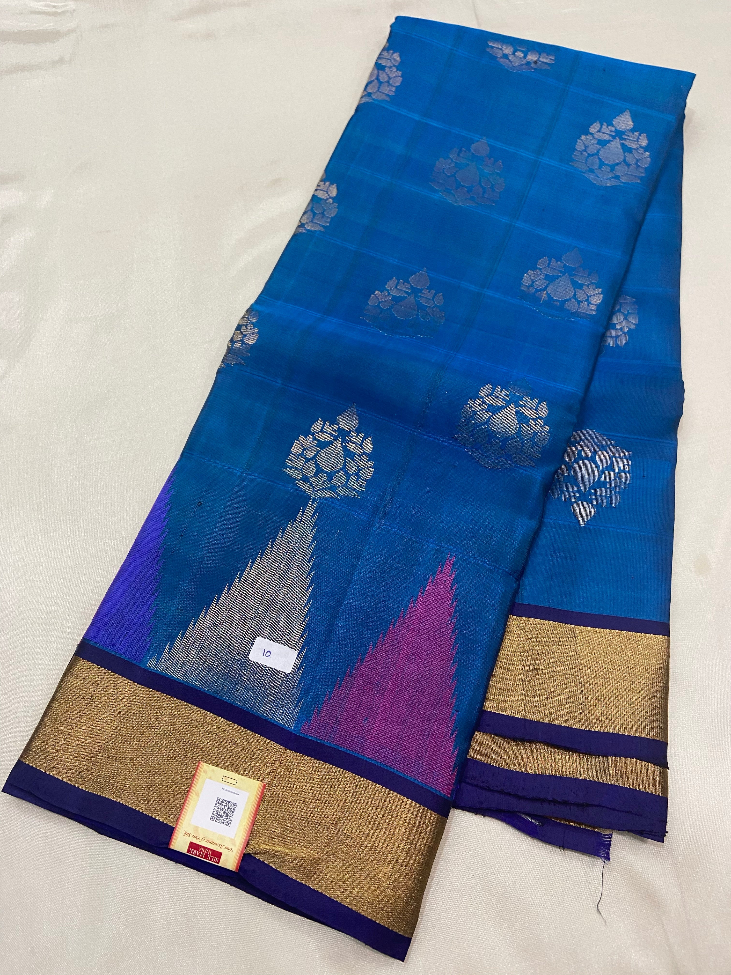 Handwoven Unique Pure Soft silk saree