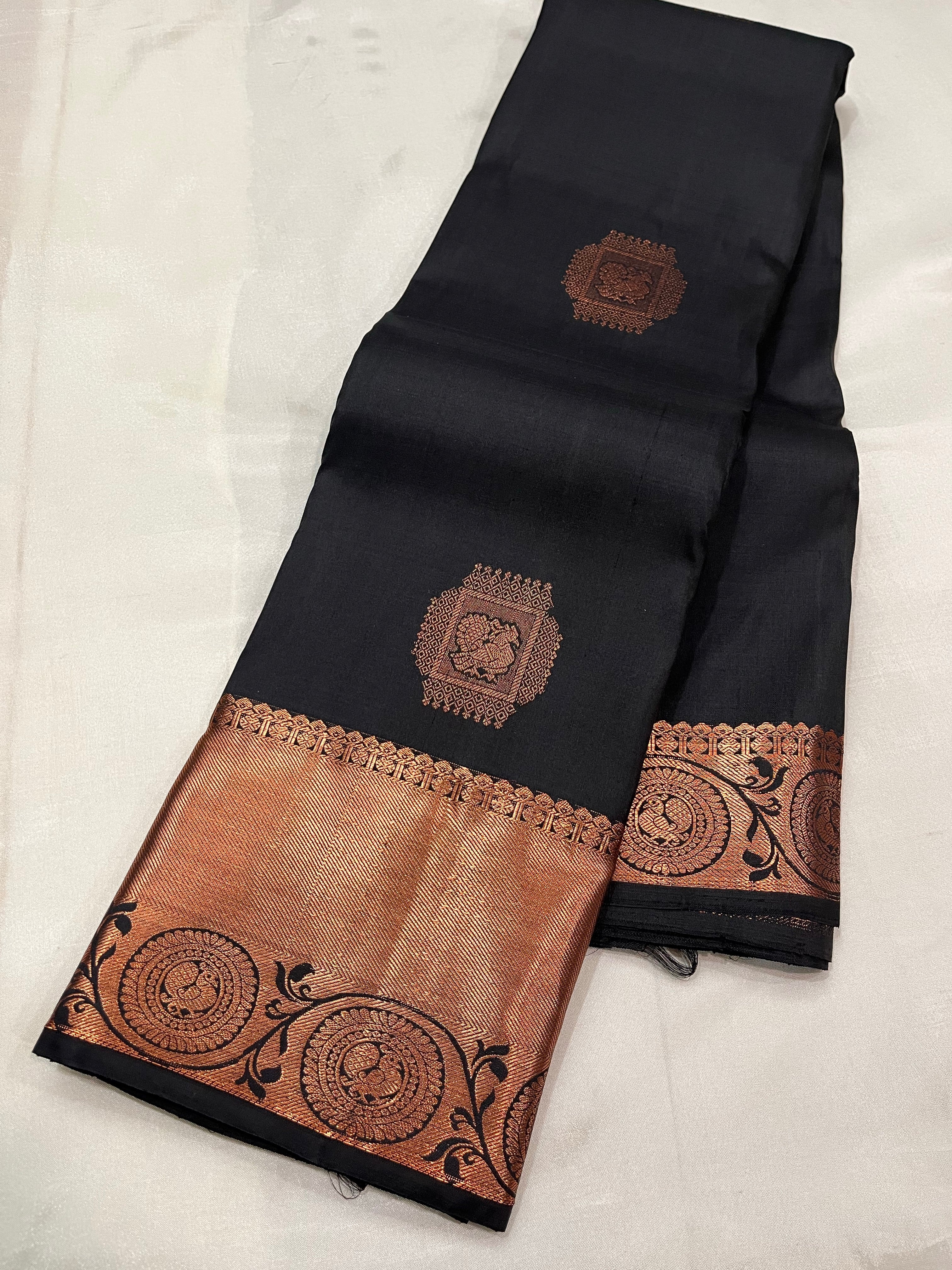 Handwoven kanchipuram Pure silk