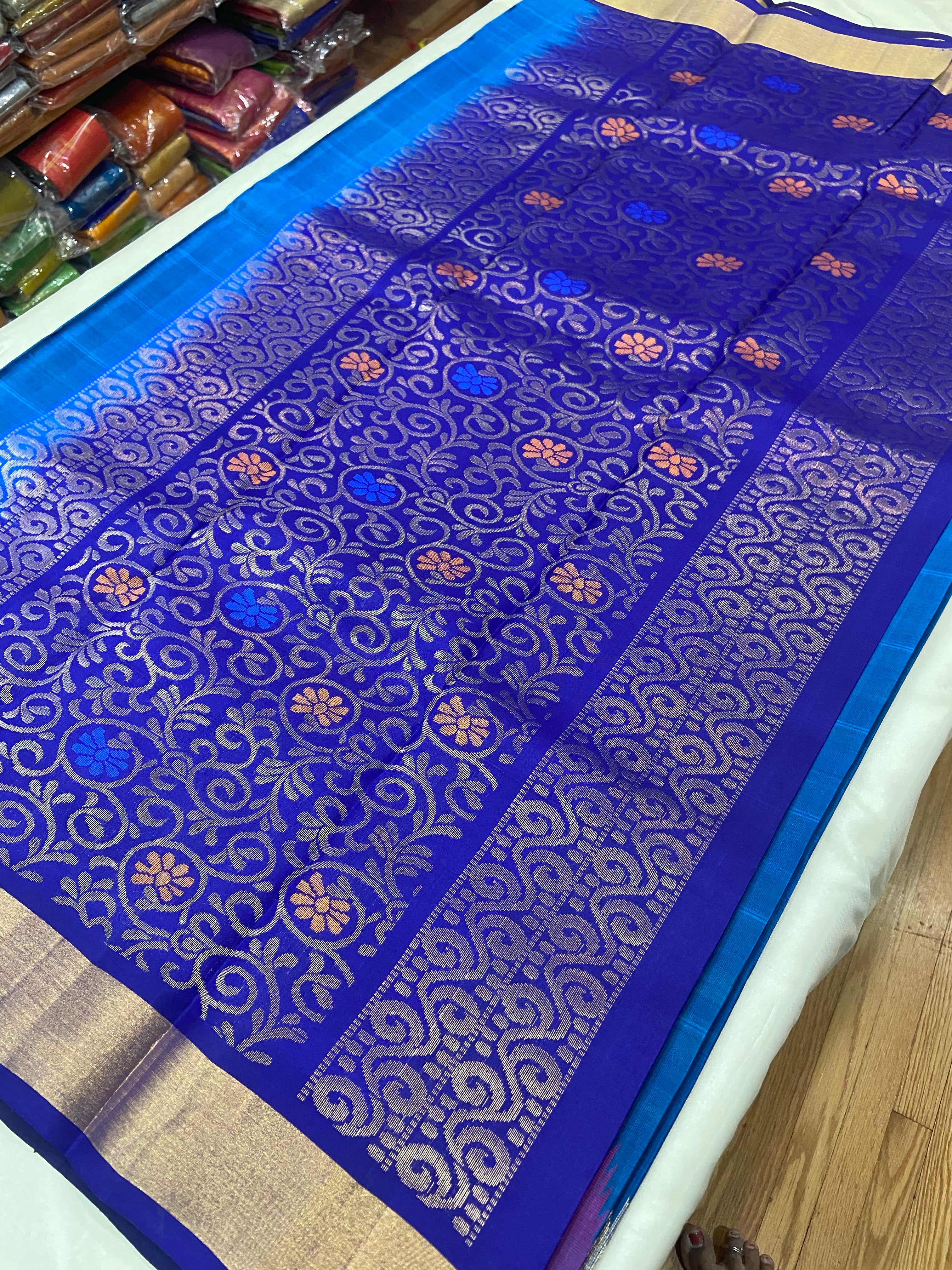 Handwoven Unique Pure Soft silk saree