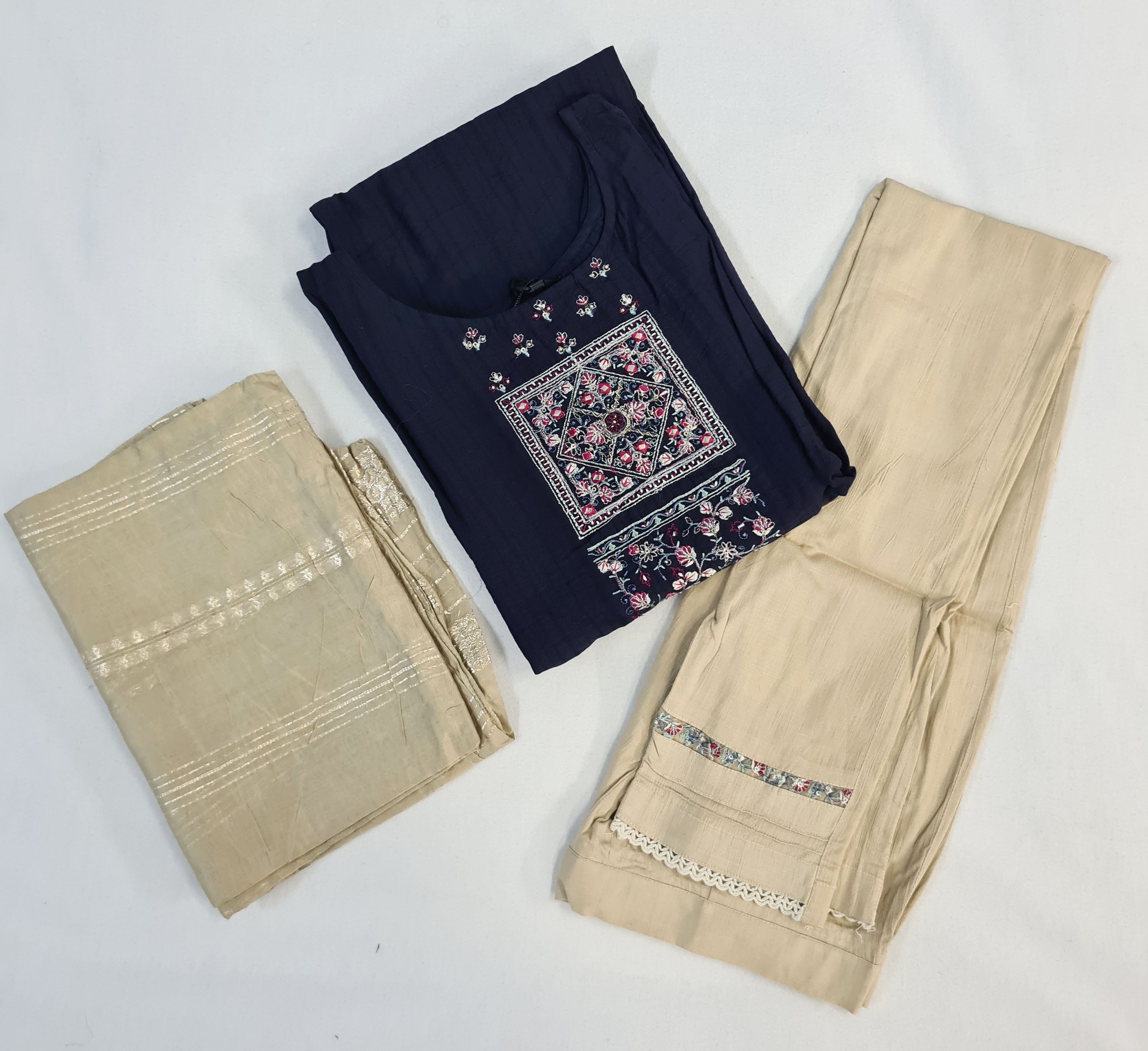 Keeloo Presents Garima Vol-1 Viscose Designer Party Wear Kurtis With Pant And Dupatta Collection.